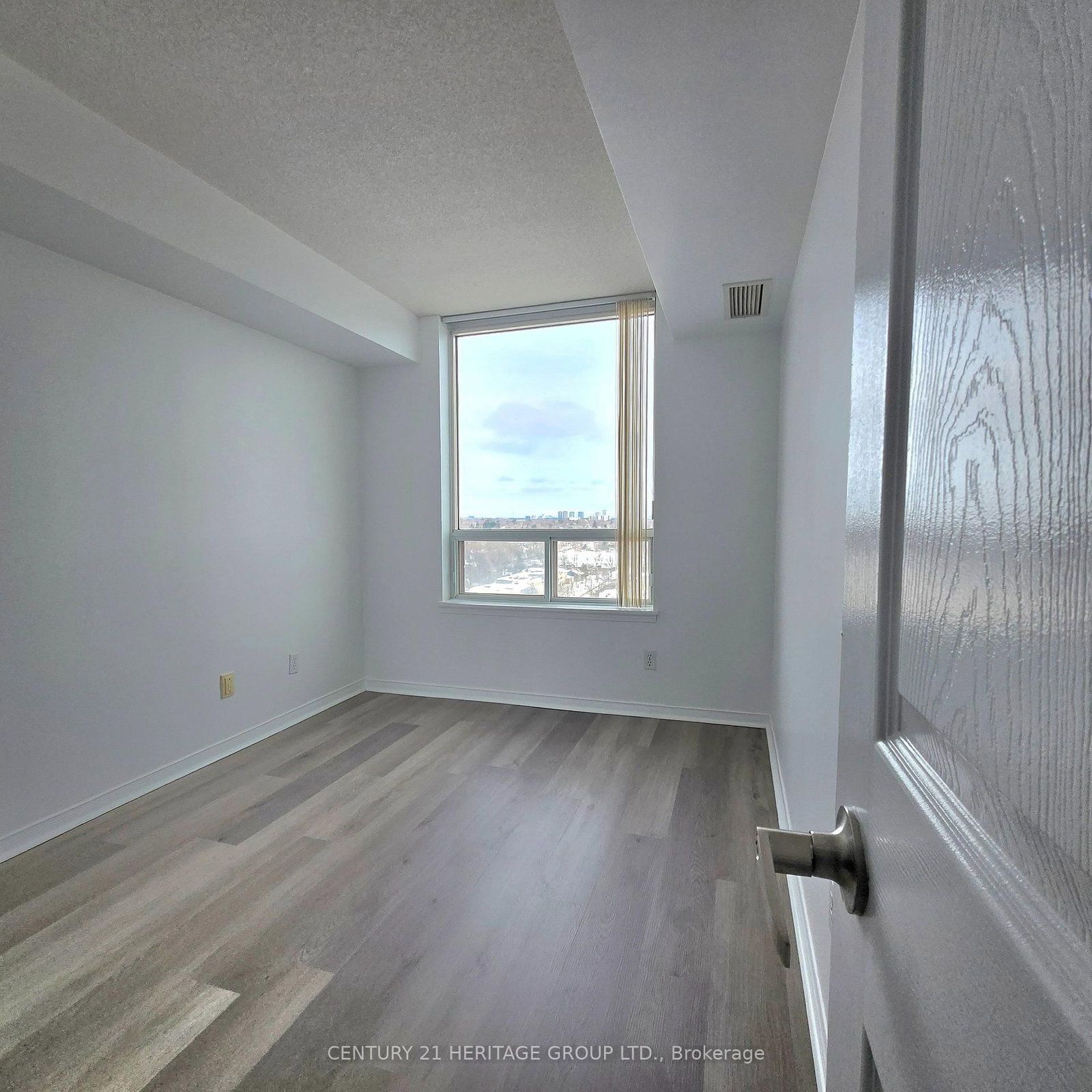 18 Hillcrest Avenue • #1403 • Toronto, ON photo 21