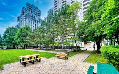 18 Hillcrest Avenue • #1403 • Toronto, ON photo 6