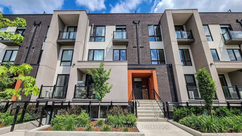 14 - 10 Marquette Avenue