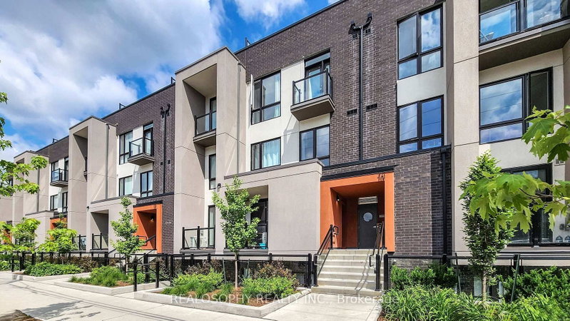 14 - 10 Marquette Avenue
