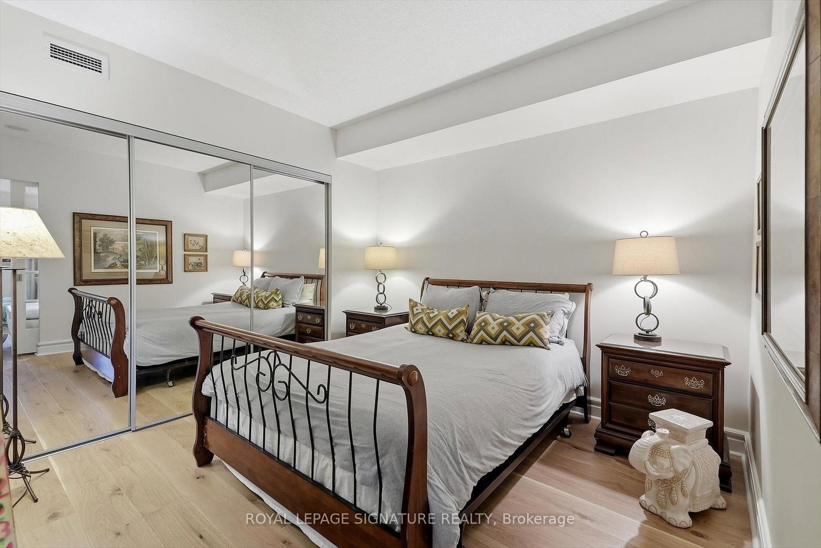 350 Wellington Street W • #M07 • Toronto, ON photo 18