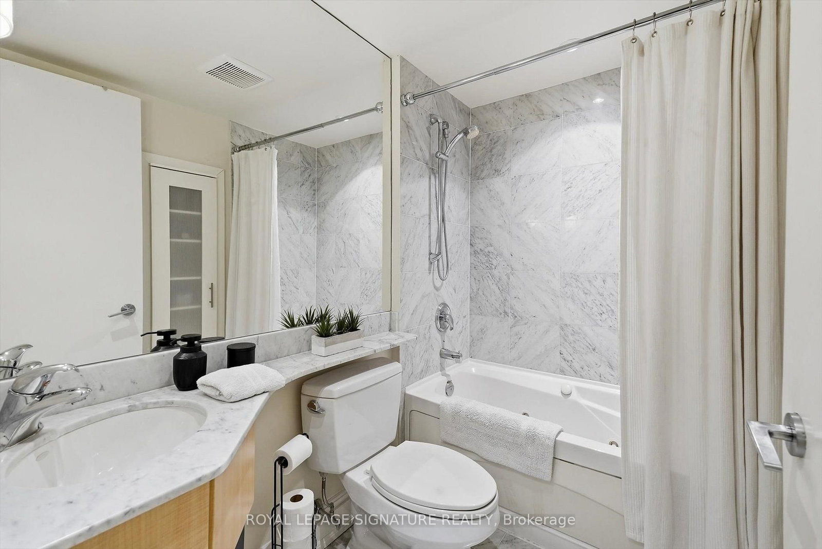 350 Wellington Street W • #M07 • Toronto, ON photo 22