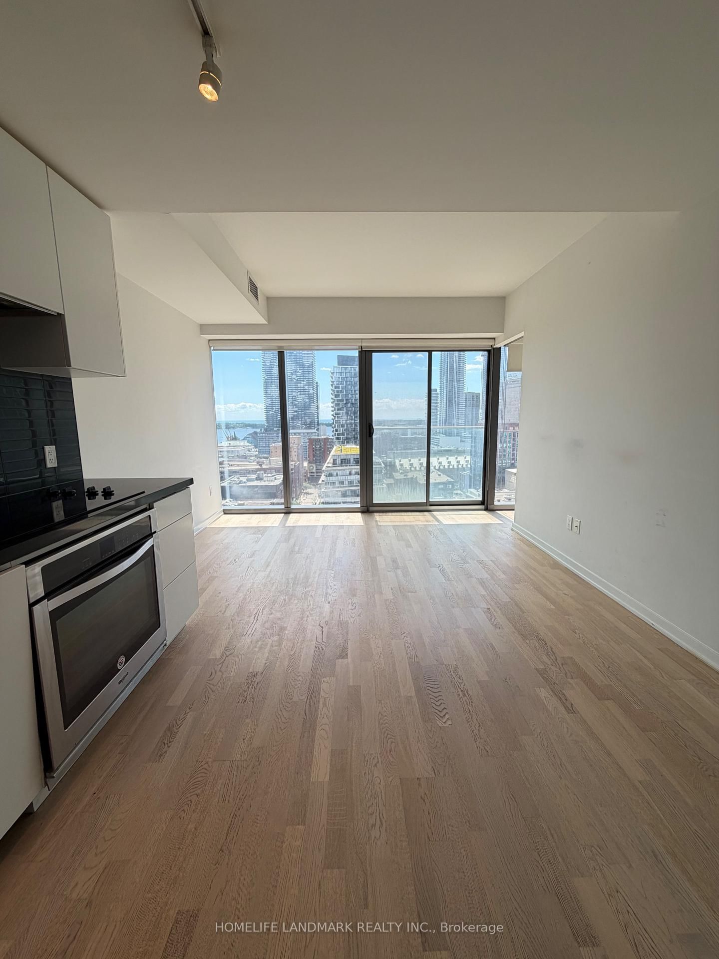 60 Colborne Street • #1703 • Toronto, ON photo 3