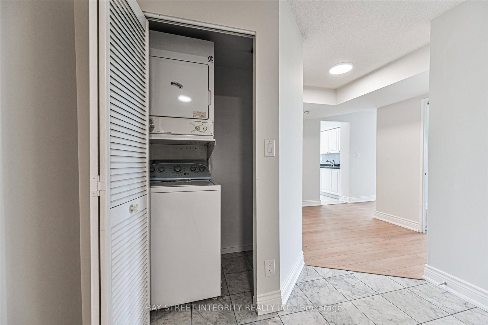 18 Hillcrest Avenue • #602 • Toronto, ON photo 19