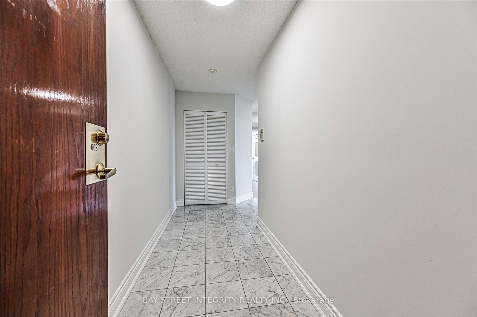 18 Hillcrest Avenue • #602 • Toronto, ON photo 21