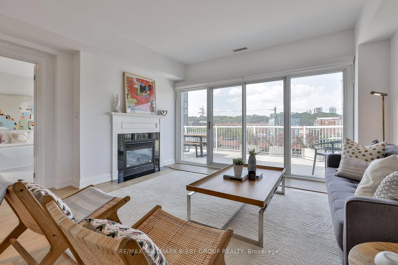 7 - 473 Dupont Street