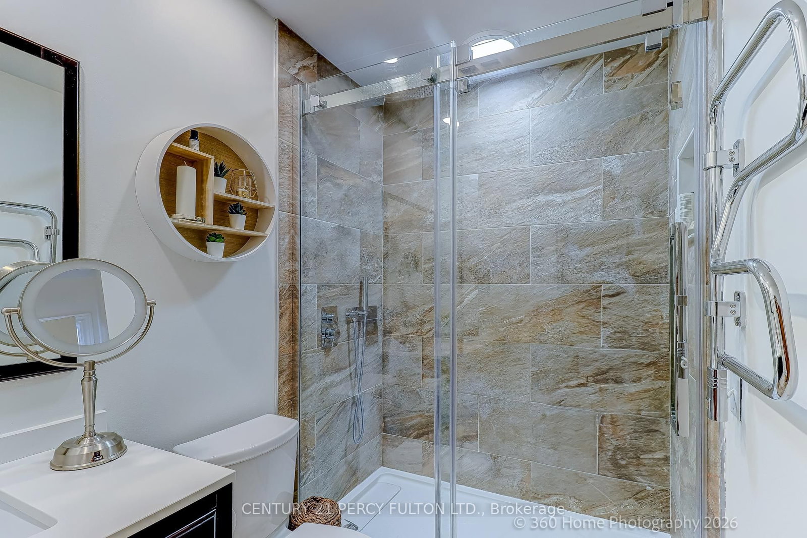 1 Leaside Park Drive • #604 • Toronto, ON photo 21