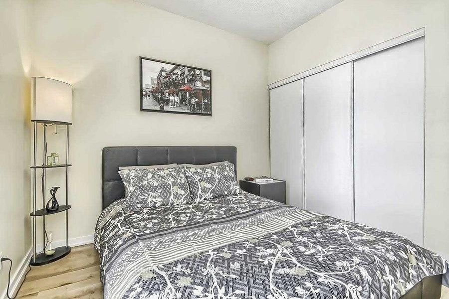 30 Canterbury Place • #1103 • Toronto, ON photo 14