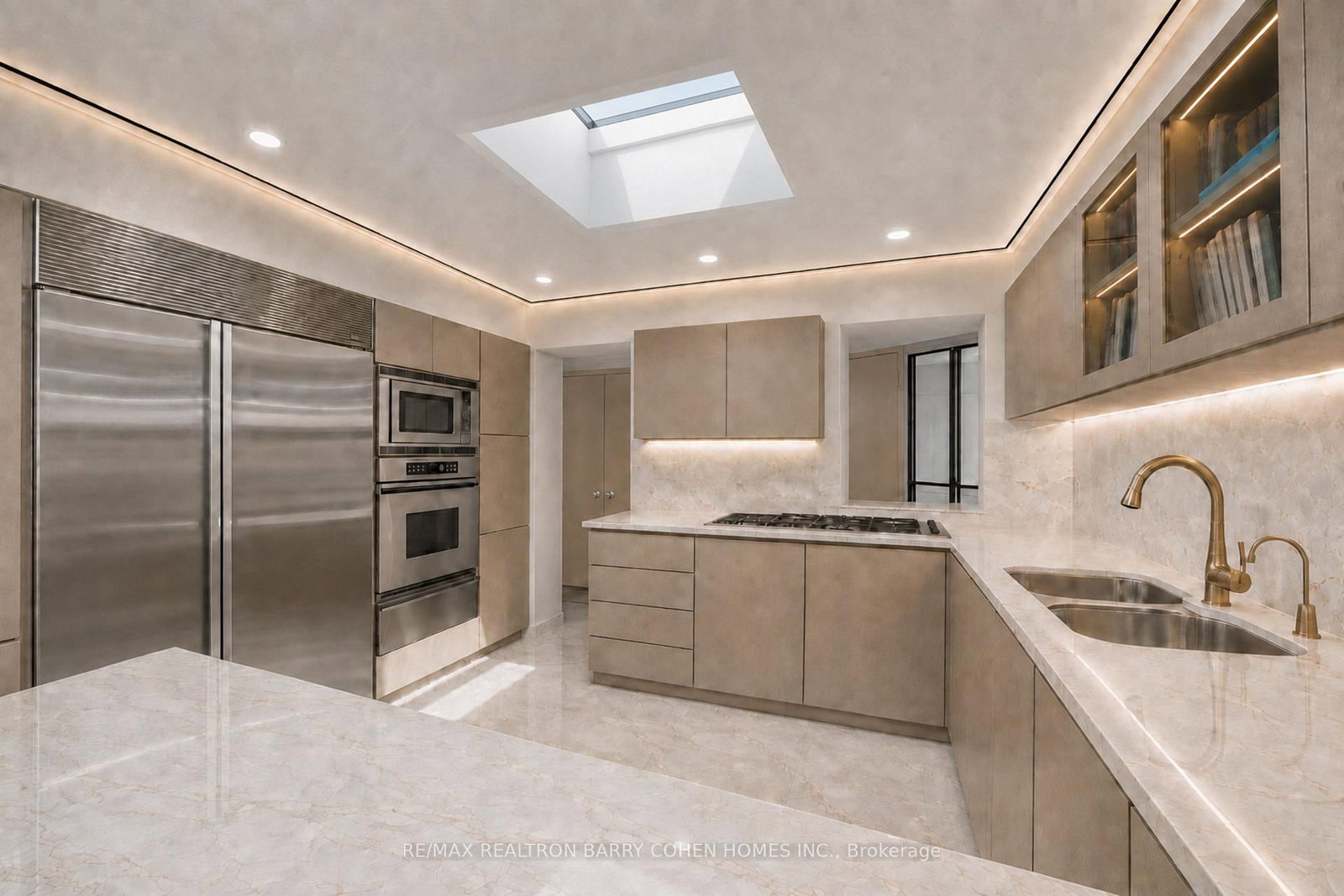 428 Russell Hill Road • Toronto, ON photo 13