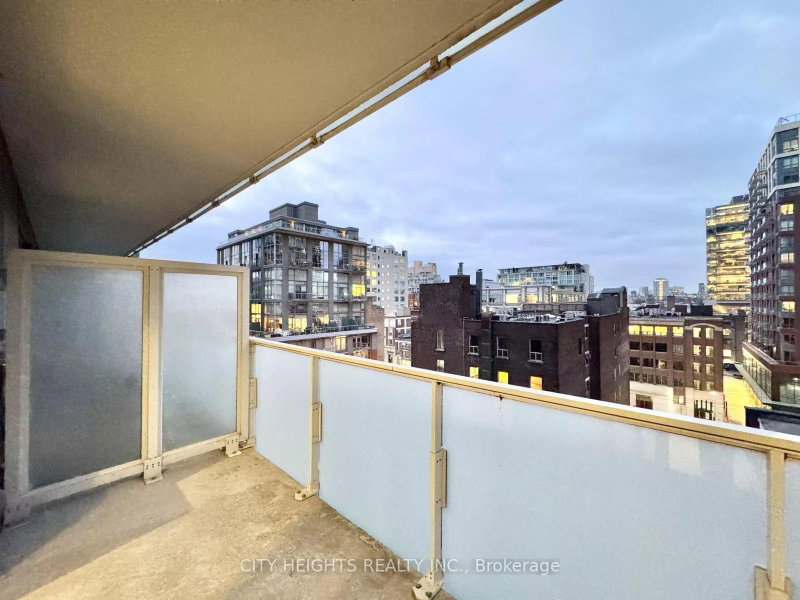 705 - 11 Charlotte Street