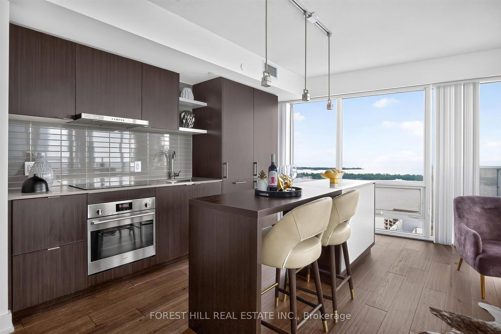 100 Harbour Street • #5410 • Toronto, ON photo 16