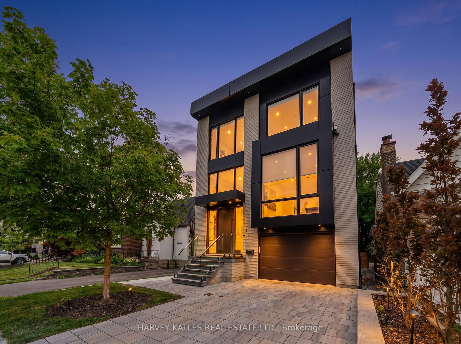 45 Gloucester Grove • Toronto, ON photo 1