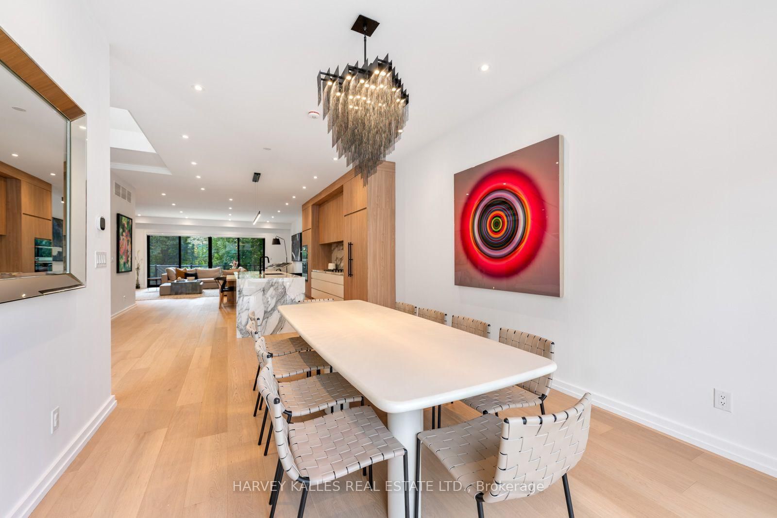45 Gloucester Grove • Toronto, ON photo 5