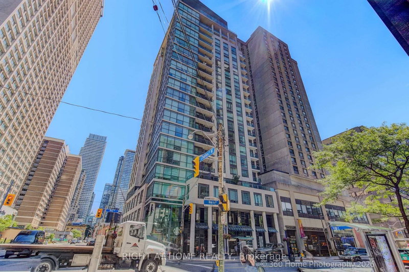 1907 - 1121 Bay Street