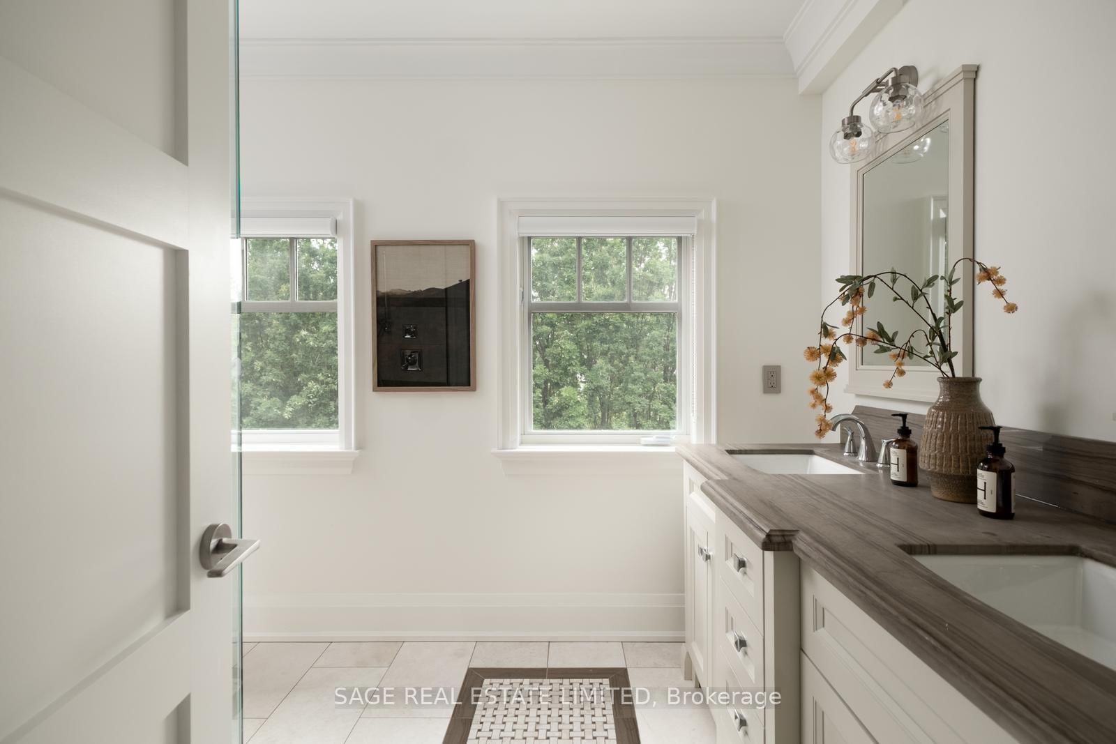 319 Lonsdale Road • #3D • Toronto, ON photo 25