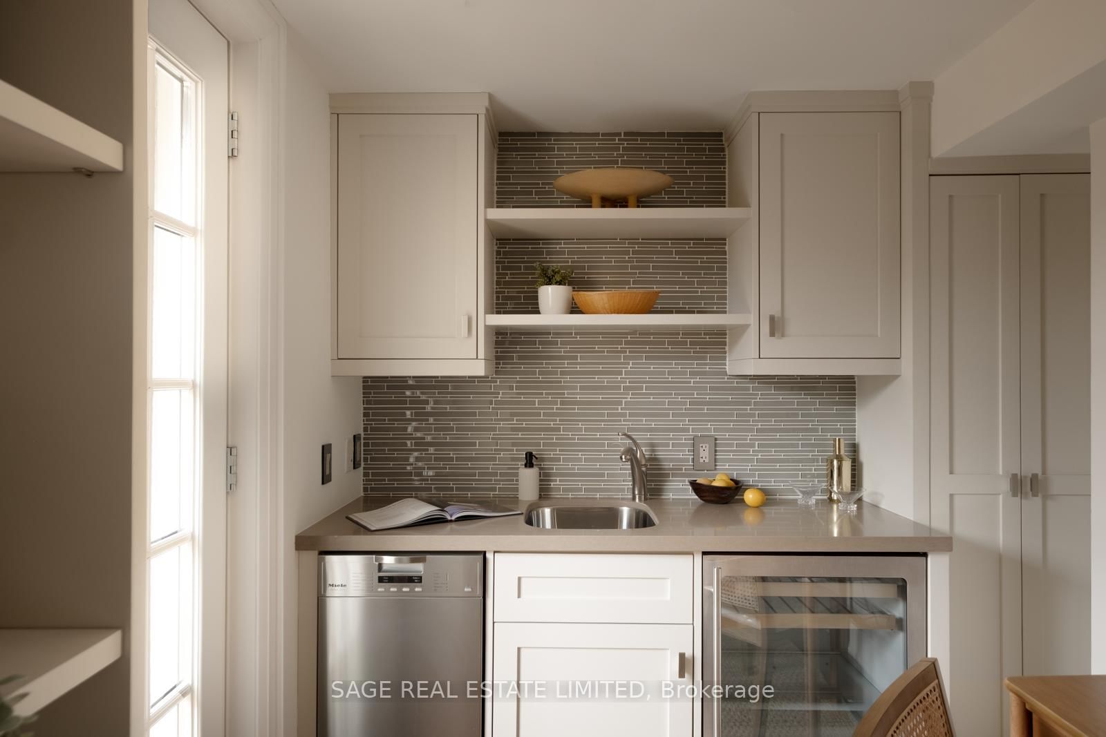 319 Lonsdale Road • #3D • Toronto, ON photo 36