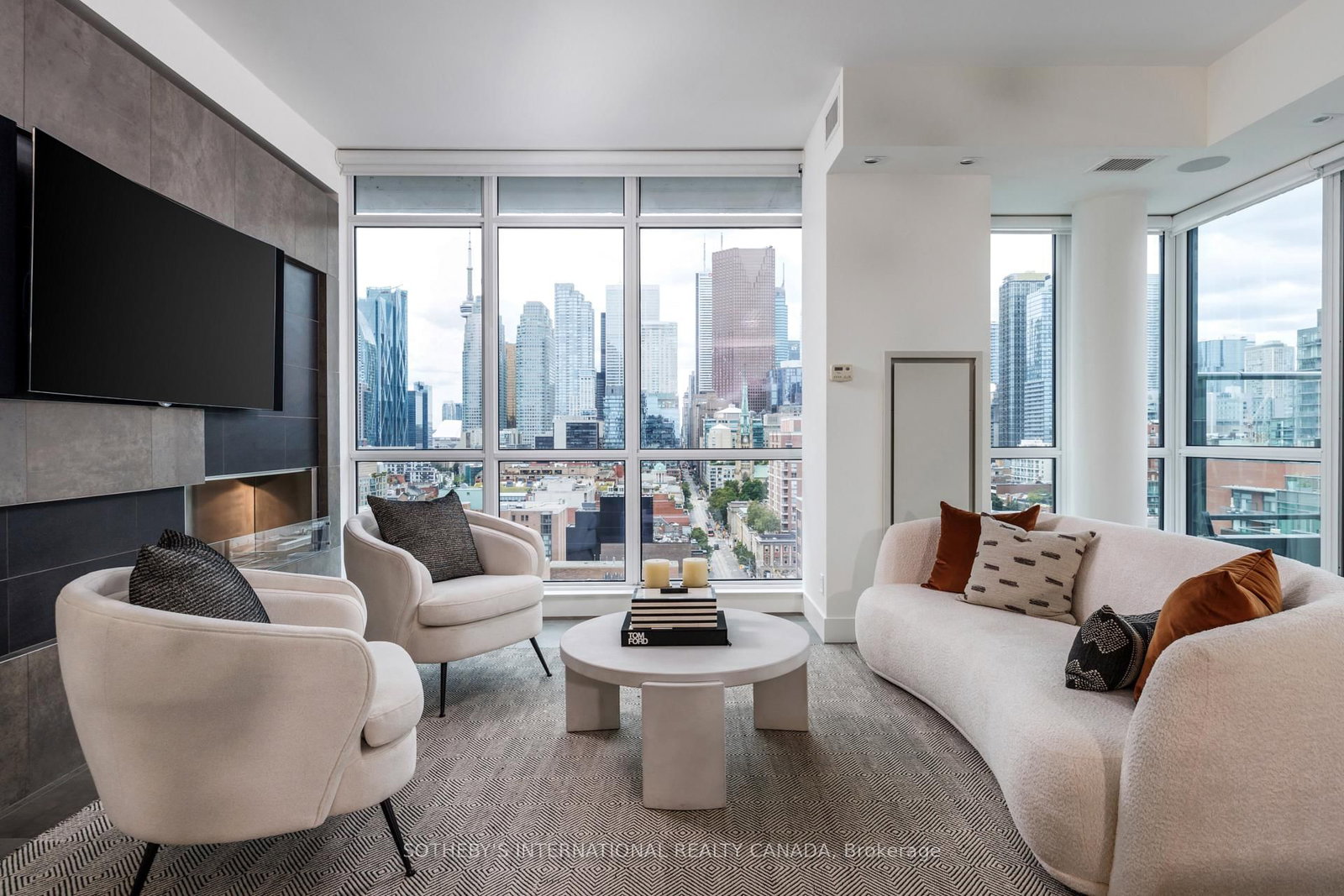 39 Sherbourne Street • #1606 • Toronto, ON photo 6