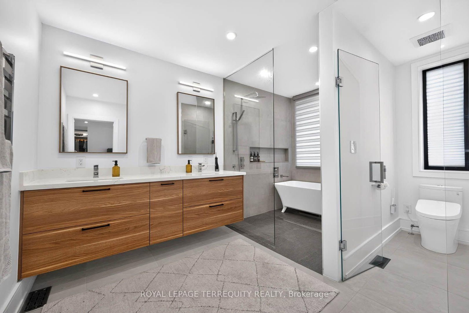 35 Tottenham Road • Toronto, ON photo 34