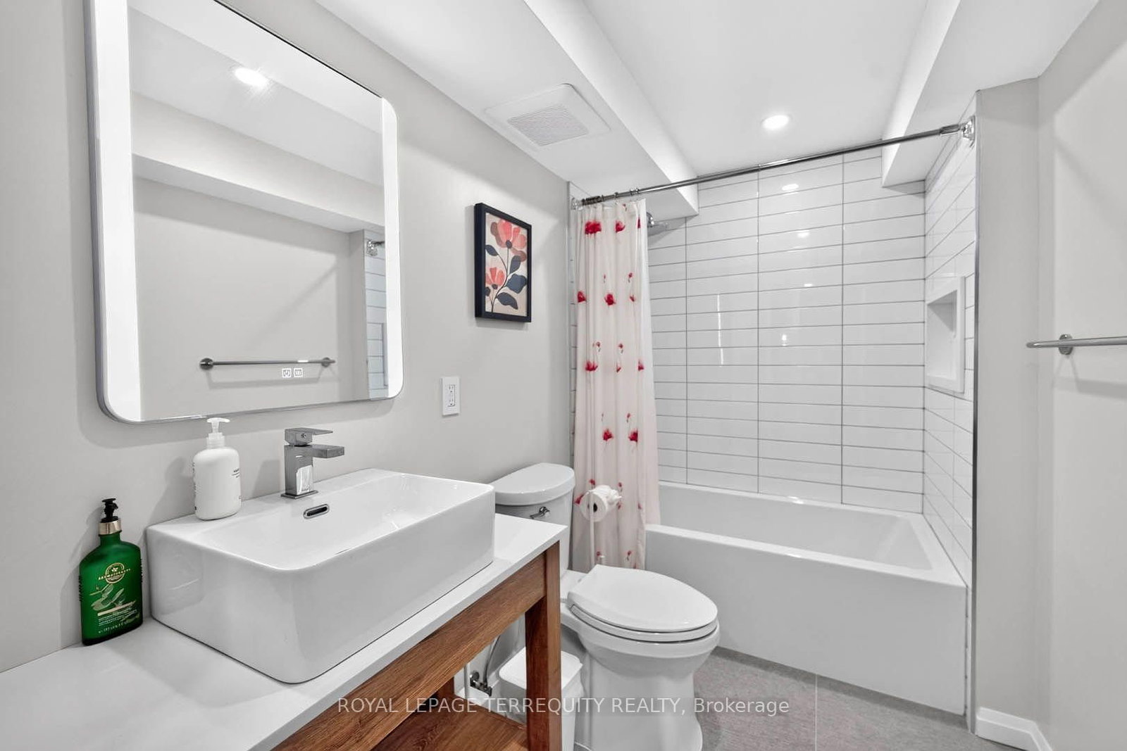 35 Tottenham Road • Toronto, ON photo 44