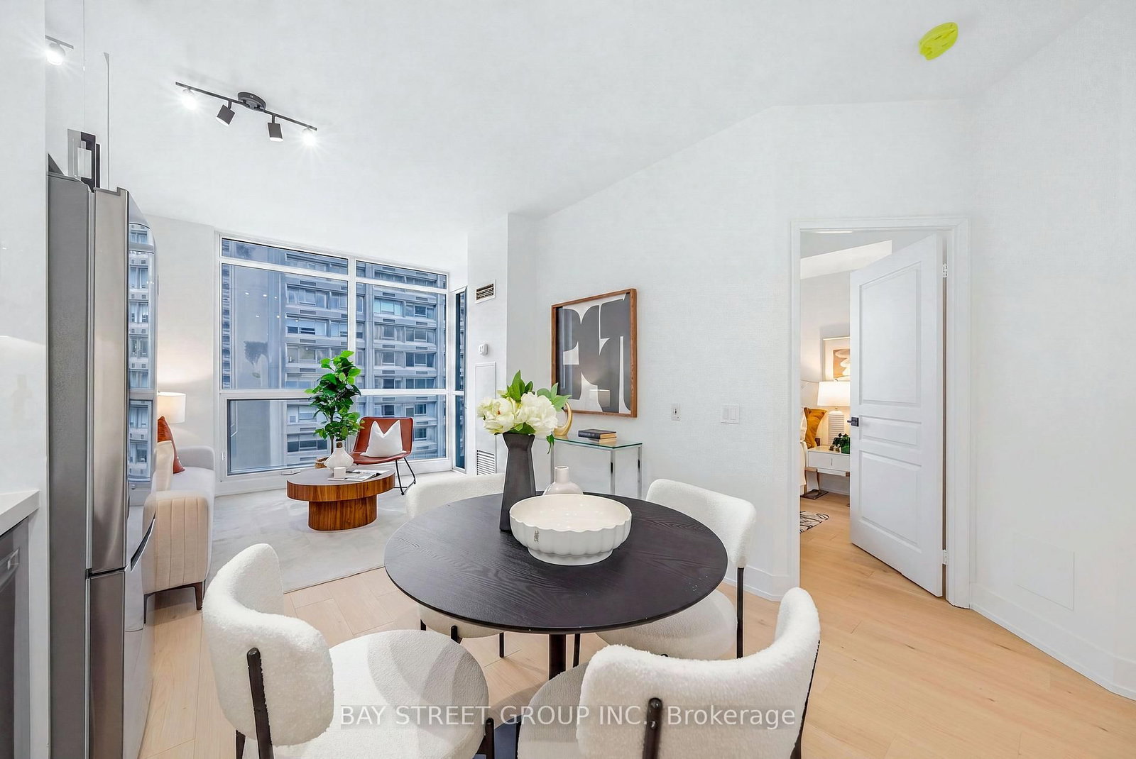 1121 Bay Street • #805 • Toronto, ON photo 12
