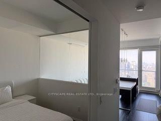 3510 - 197 Yonge Street