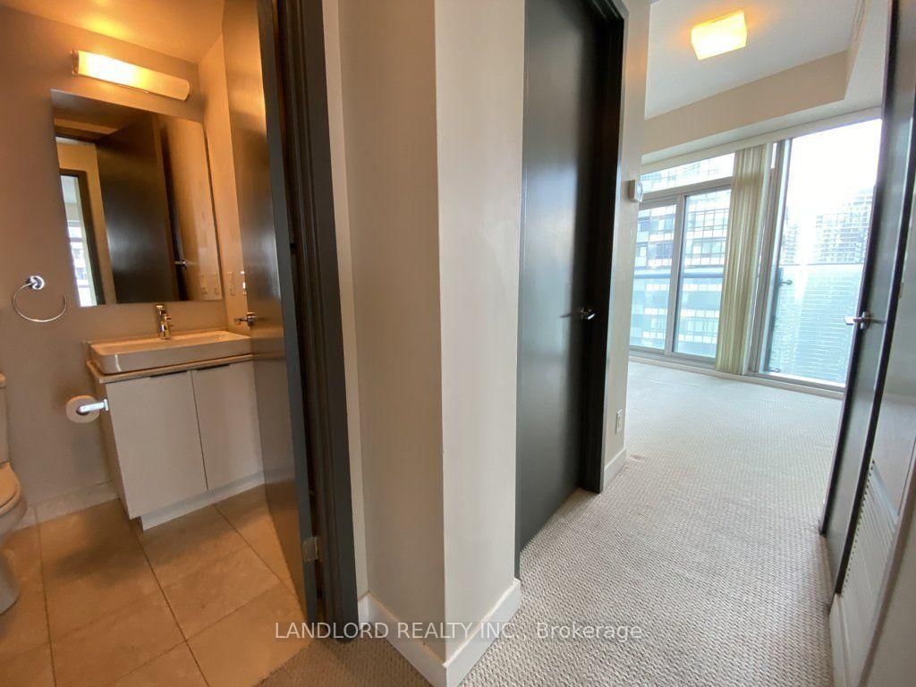 Condo for lease at 3403-14 York Street, Toronto, Ontario, M5J 0B1 - Waterfront Communities C1 - MLS: C13711684