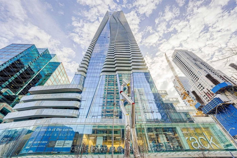 515 - 1 Bloor Street E