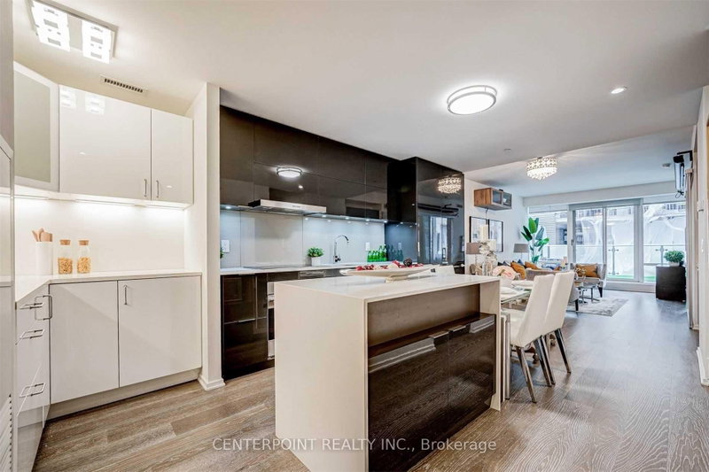 515 - 1 Bloor Street E