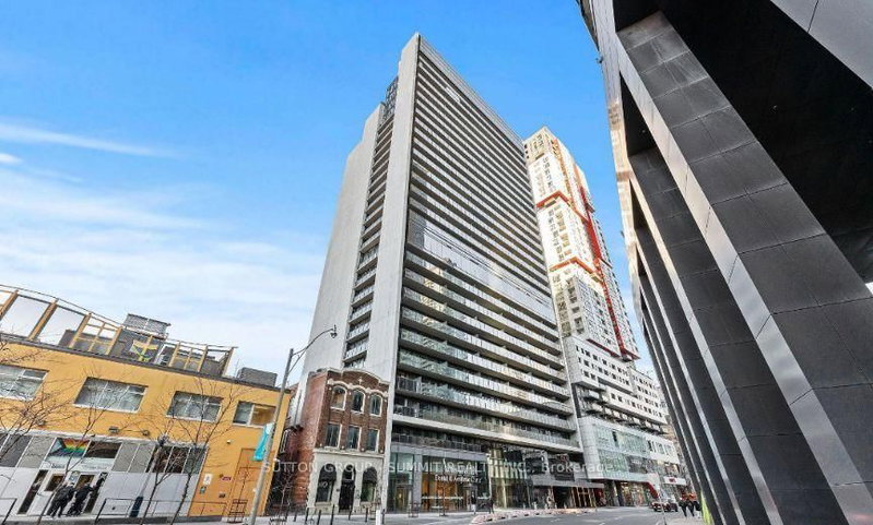 205 - 330 Richmond Street W