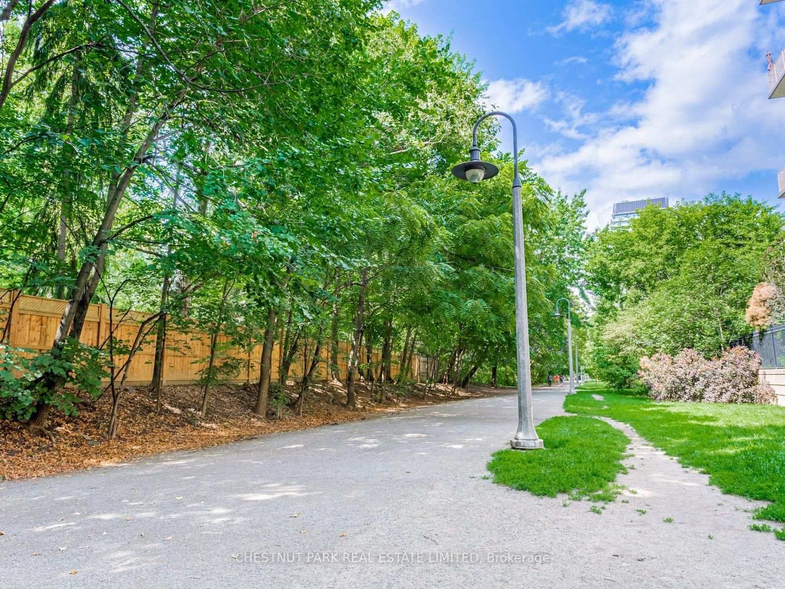 139 Merton Street • #246 • Toronto, ON photo 37