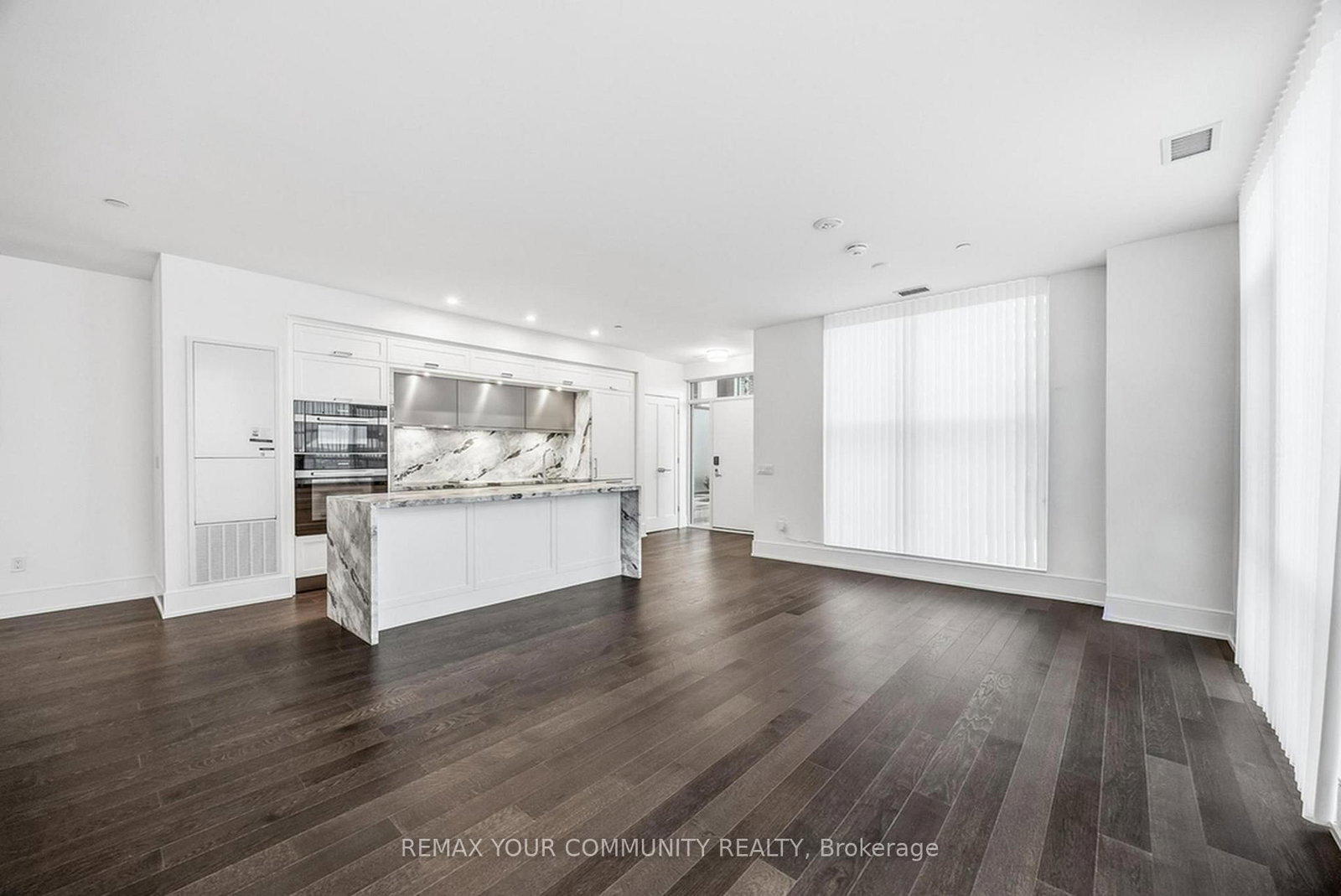 10 Inn On The Park Drive • #110 • Toronto, ON photo 13
