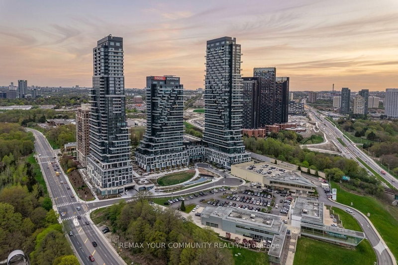 110 - 10 Inn On The Park Drive