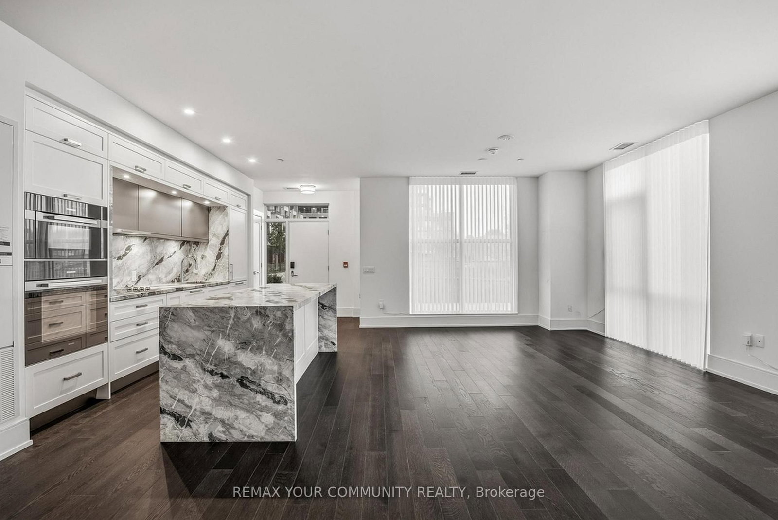 10 Inn On The Park Drive • #110 • Toronto, ON photo 9