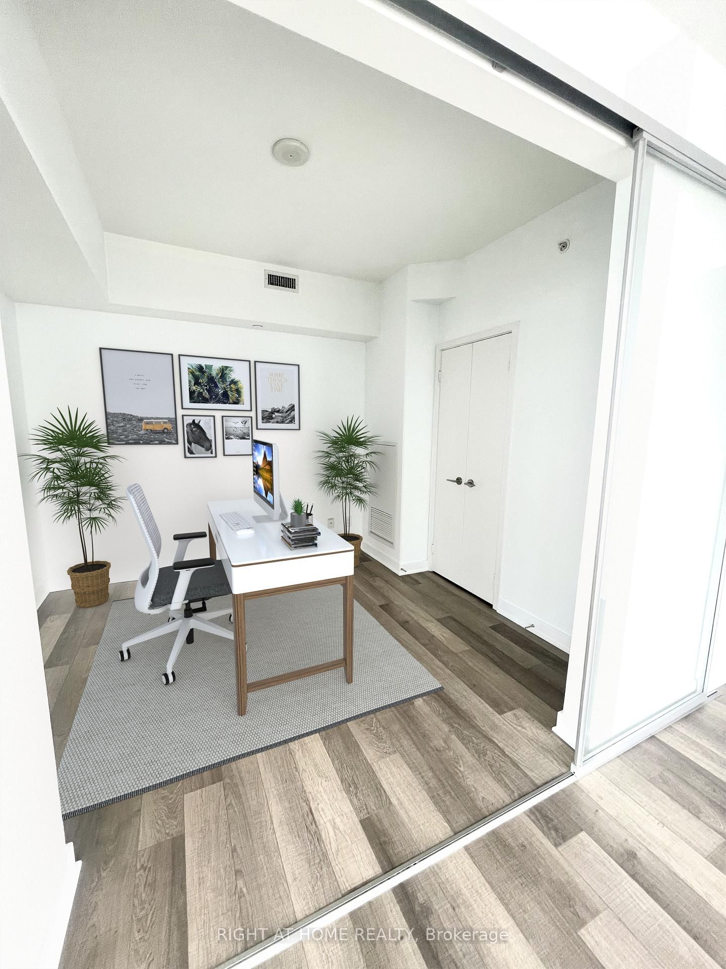 Condo for lease at 3904-290 Adelaide Street, Toronto, Ontario, M5V 1P6 - Waterfront Communities C1 - MLS: C13712512