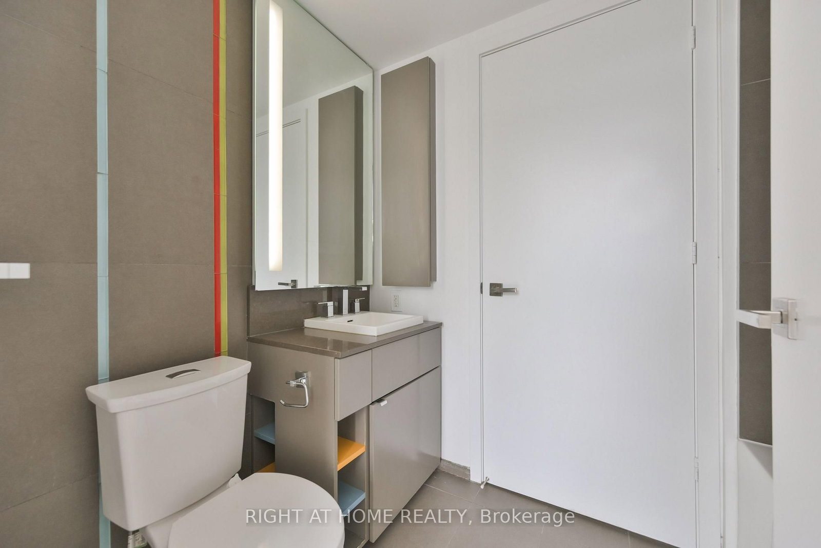 Condo for lease at 3903-101 Peter Street, Toronto, Ontario, M5V 2G9 - Waterfront Communities C1 - MLS: C13712528