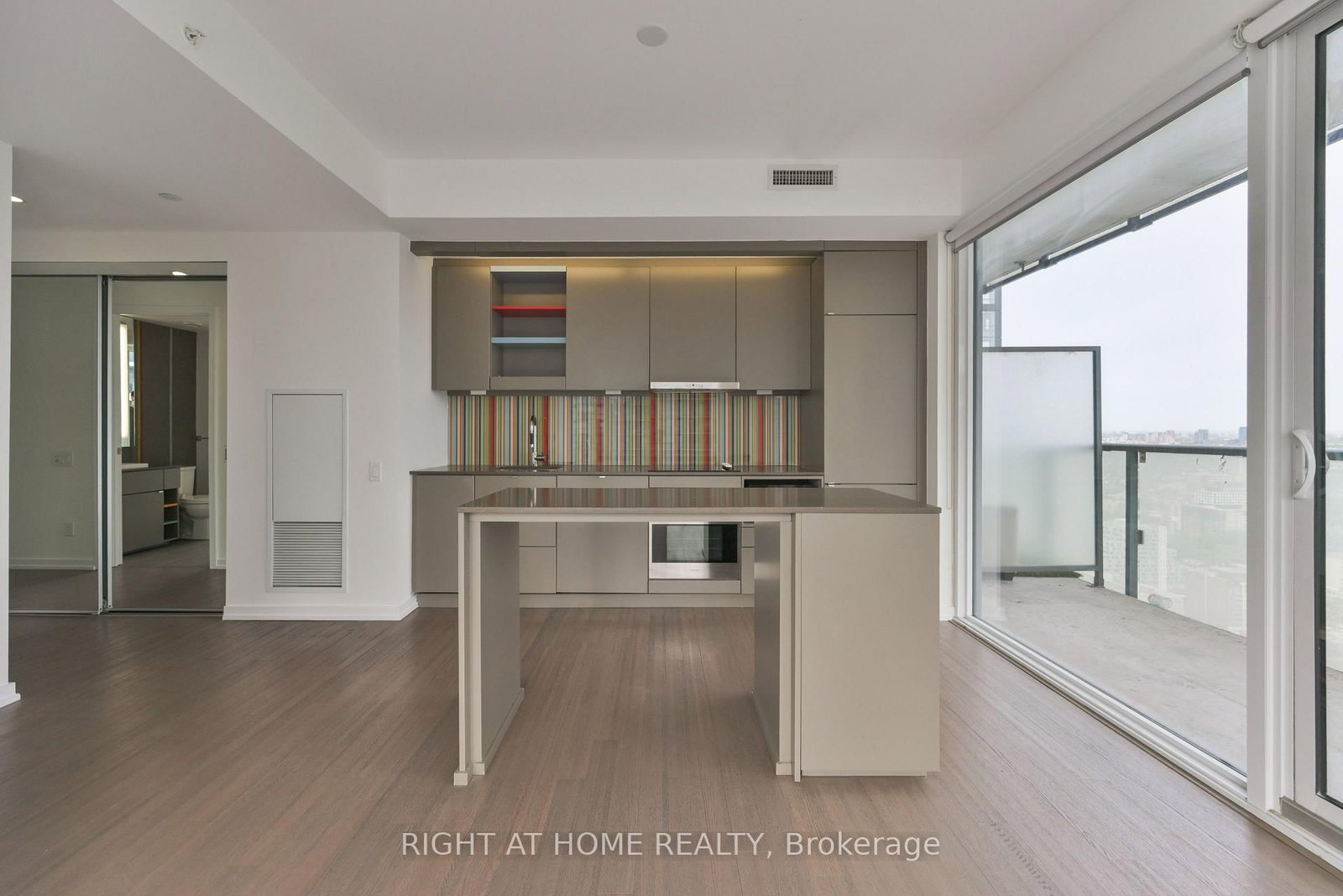 Condo for lease at 3903-101 Peter Street, Toronto, Ontario, M5V 2G9 - Waterfront Communities C1 - MLS: C13712528