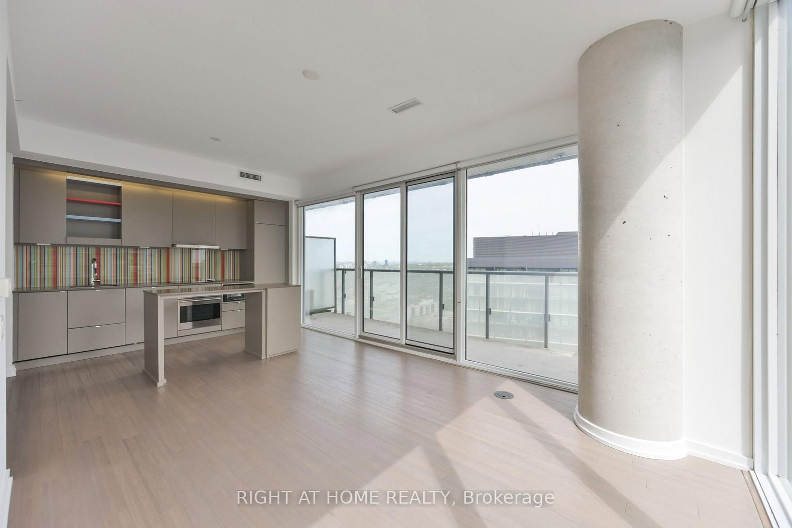 Condo for lease at 3903-101 Peter Street, Toronto, Ontario, M5V 2G9 - Waterfront Communities C1 - MLS: C13712528