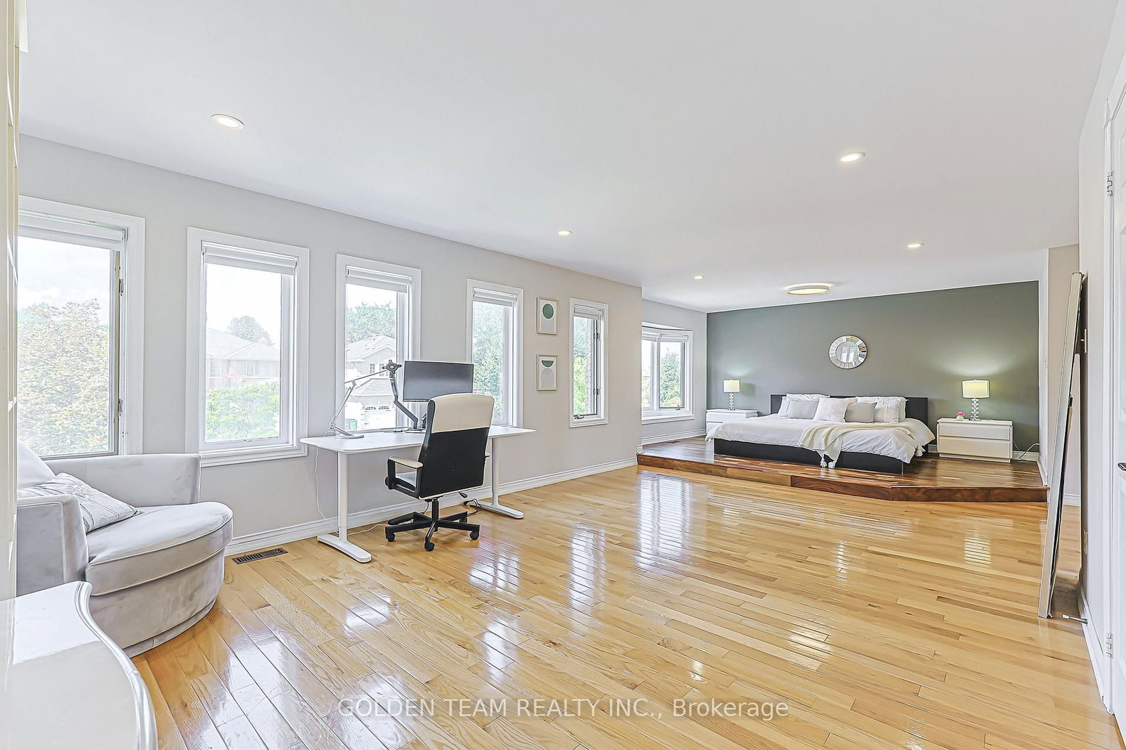 Detached House for sale at 5 Jardin Hill Court, Toronto, Ontario, M2H 3R8 - Hillcrest Village - MLS: C13712542