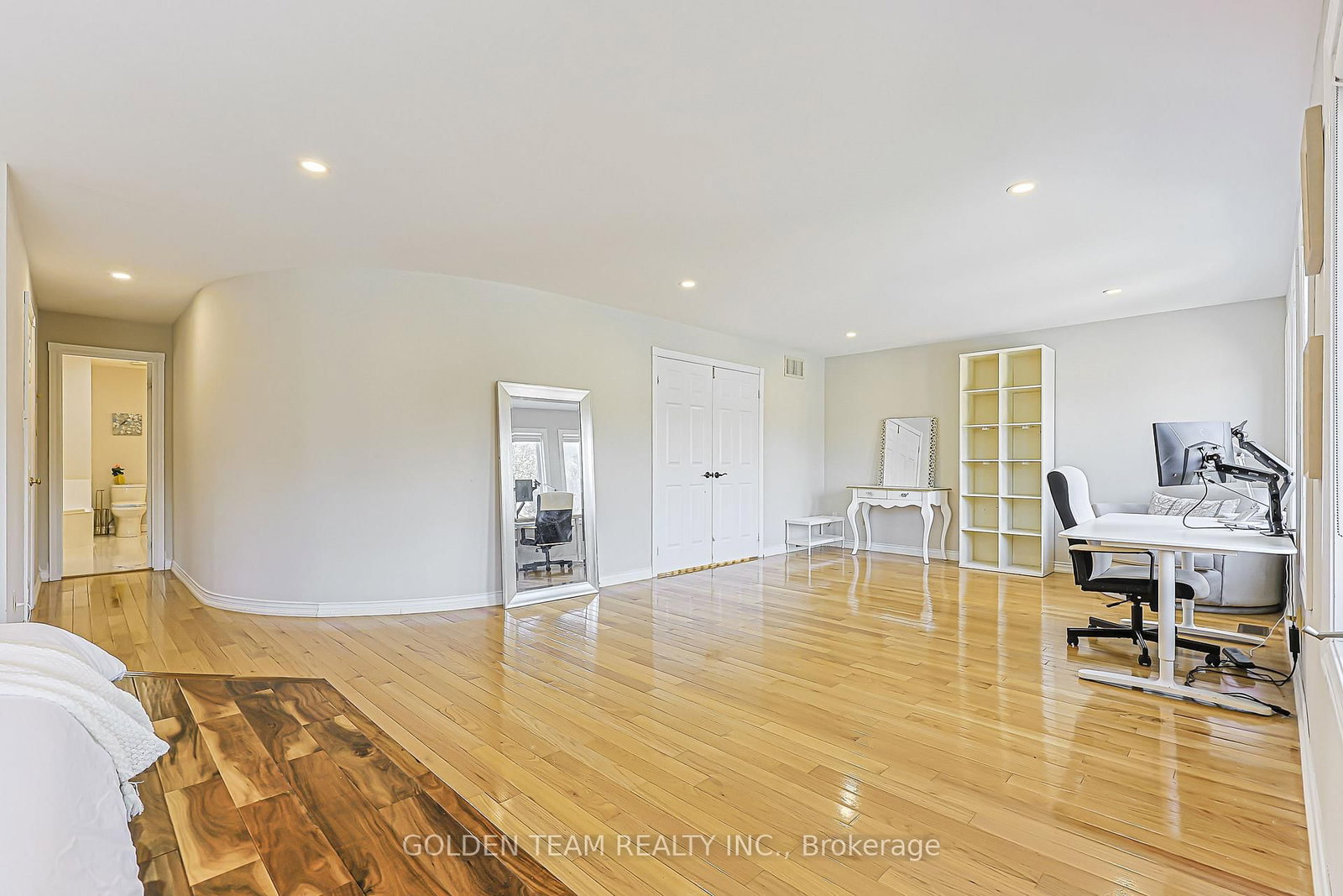 Detached House for sale at 5 Jardin Hill Court, Toronto, Ontario, M2H 3R8 - Hillcrest Village - MLS: C13712542