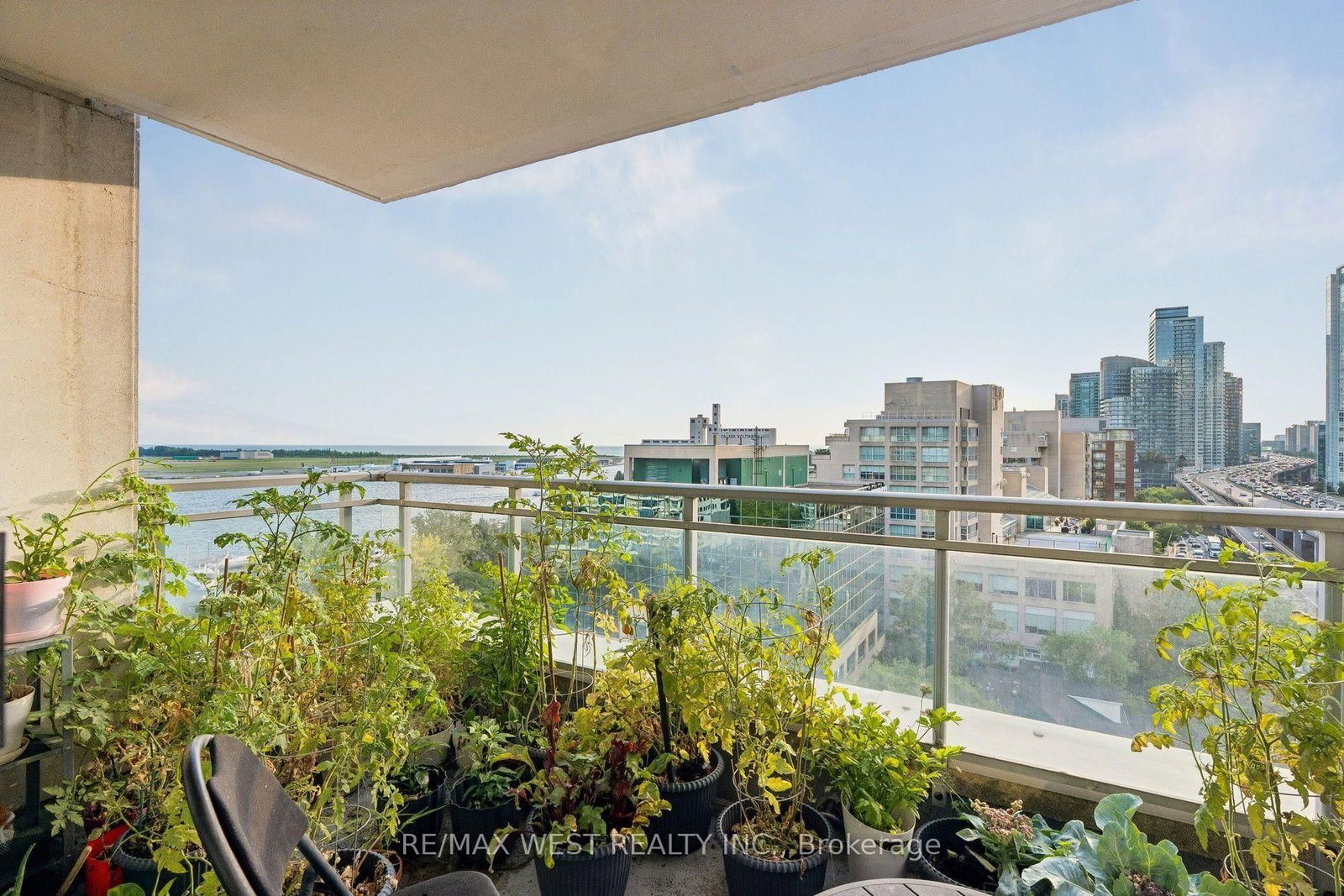 Condo for sale at 1104-410 Queens Quay, Toronto, Ontario, M5V 3T1 - Waterfront Communities C1 - MLS: C13712560