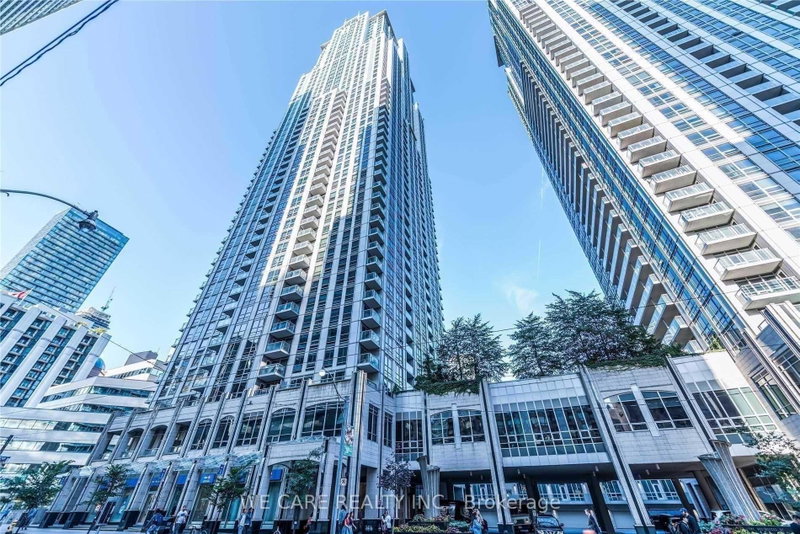 211 - 763 Bay Street