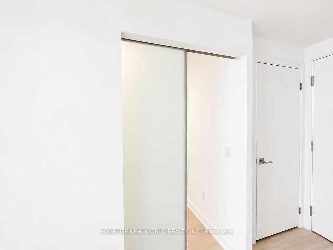 PH09-252 Church St, Toronto, view 10