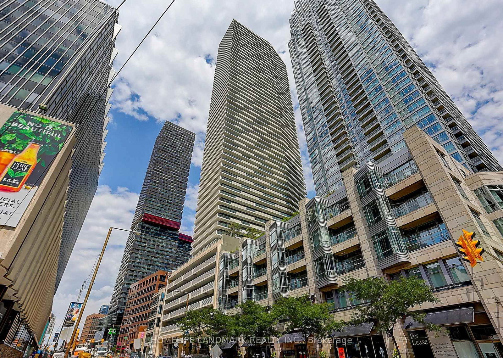 3304-2221 Yonge Street, Toronto, ON