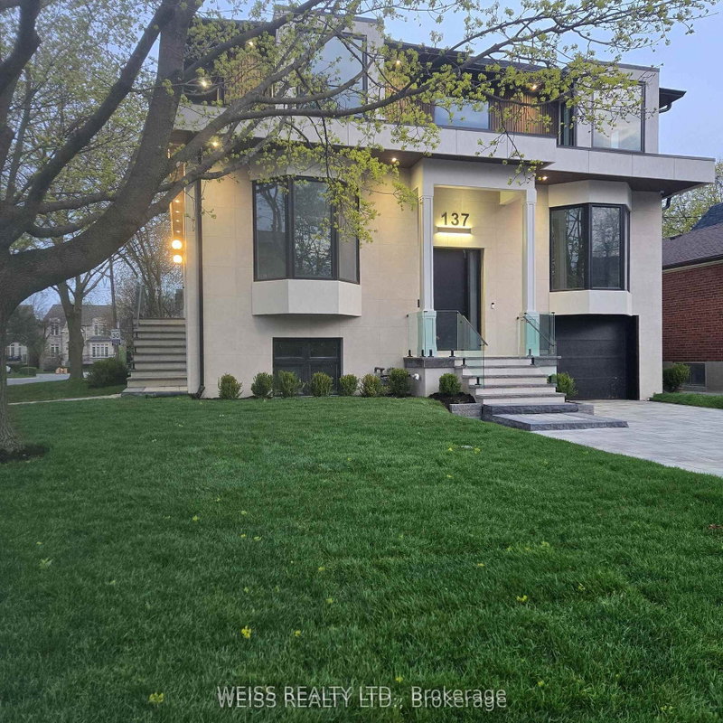 137 Bannockburn Avenue