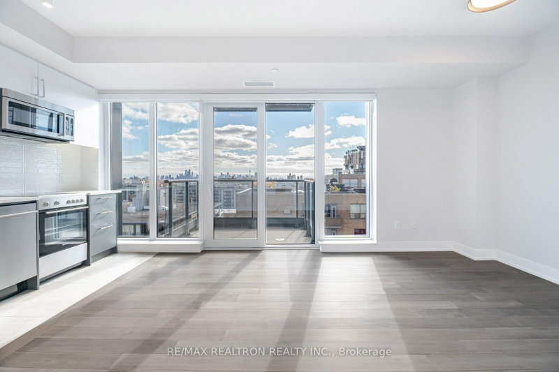 1111 - 2525 Bathurst Street