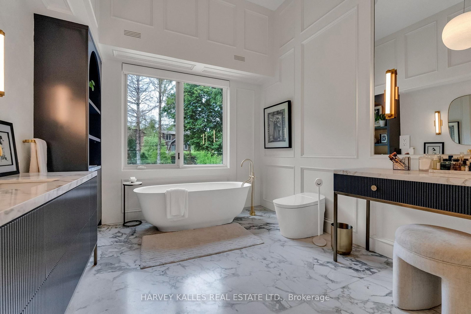 82 Sherwood Avenue • Toronto, ON photo 31