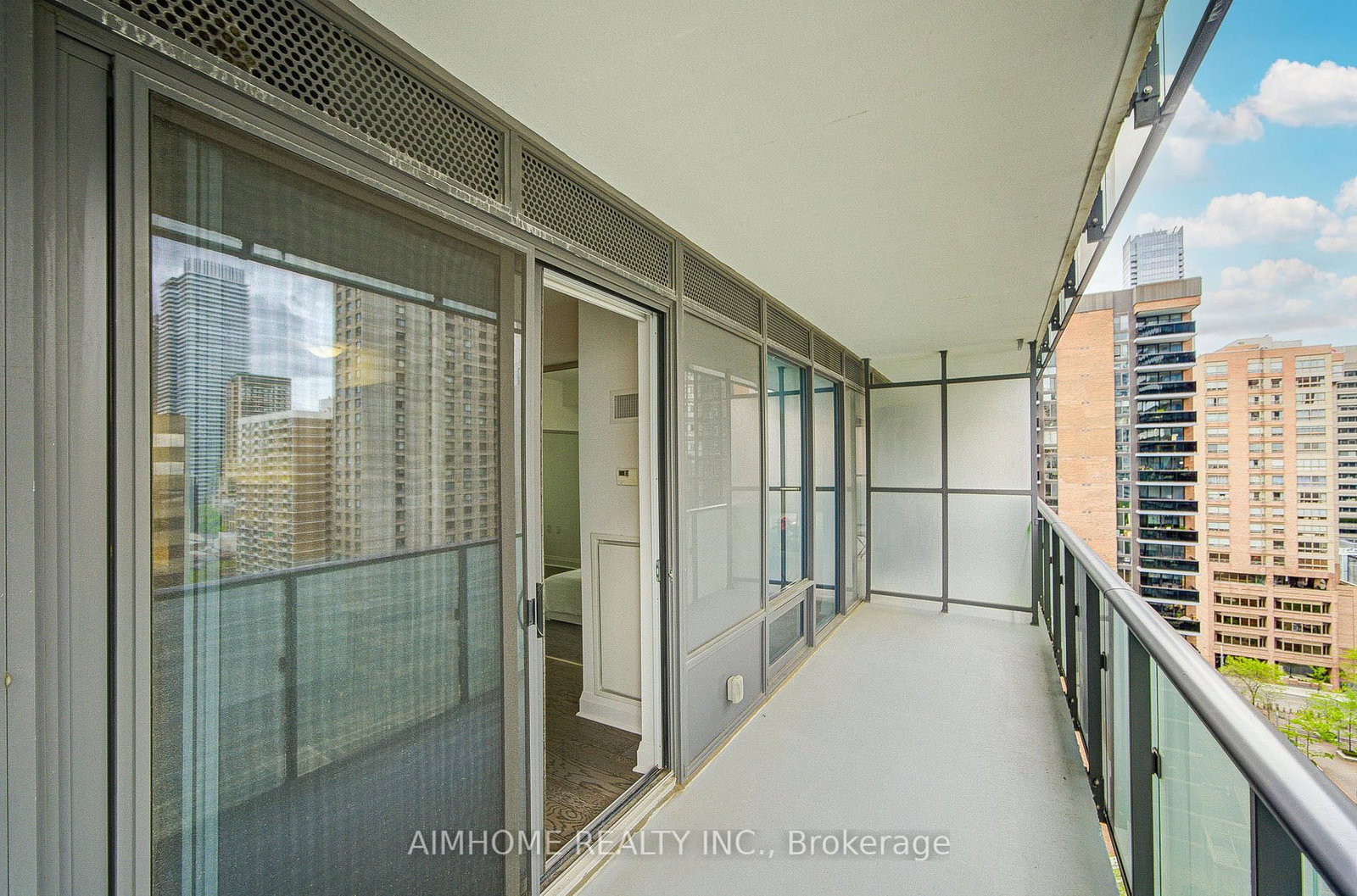 65 St Mary Street • #1401 • Toronto, ON photo 29