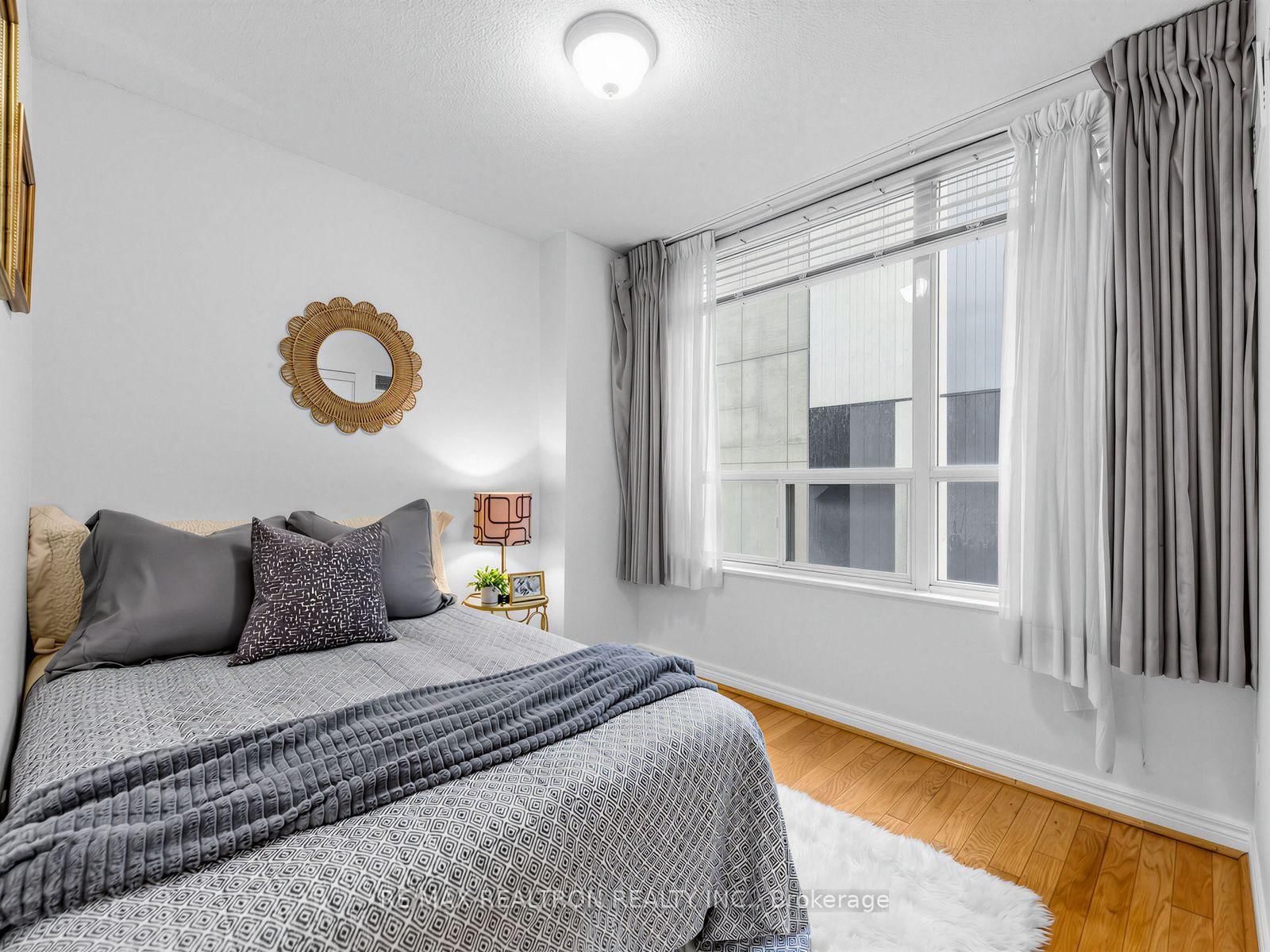 43 Eglinton Avenue E • #510 • Toronto, ON photo 14