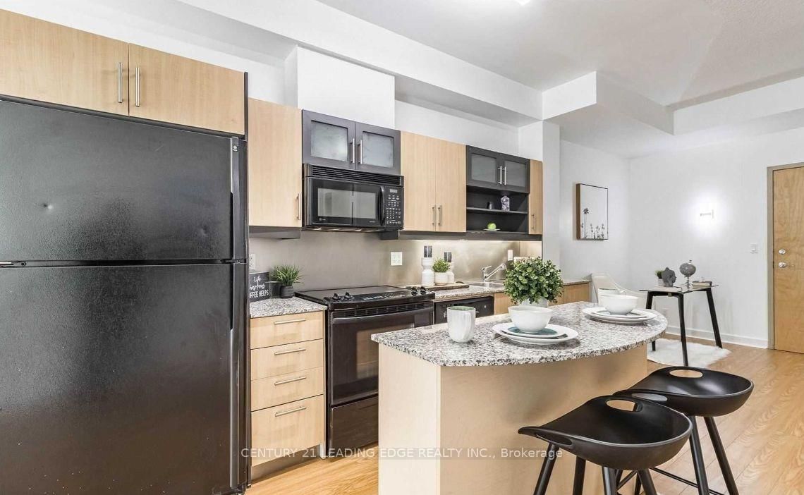 350 Wellington Street W • #203 • Toronto, ON photo 6