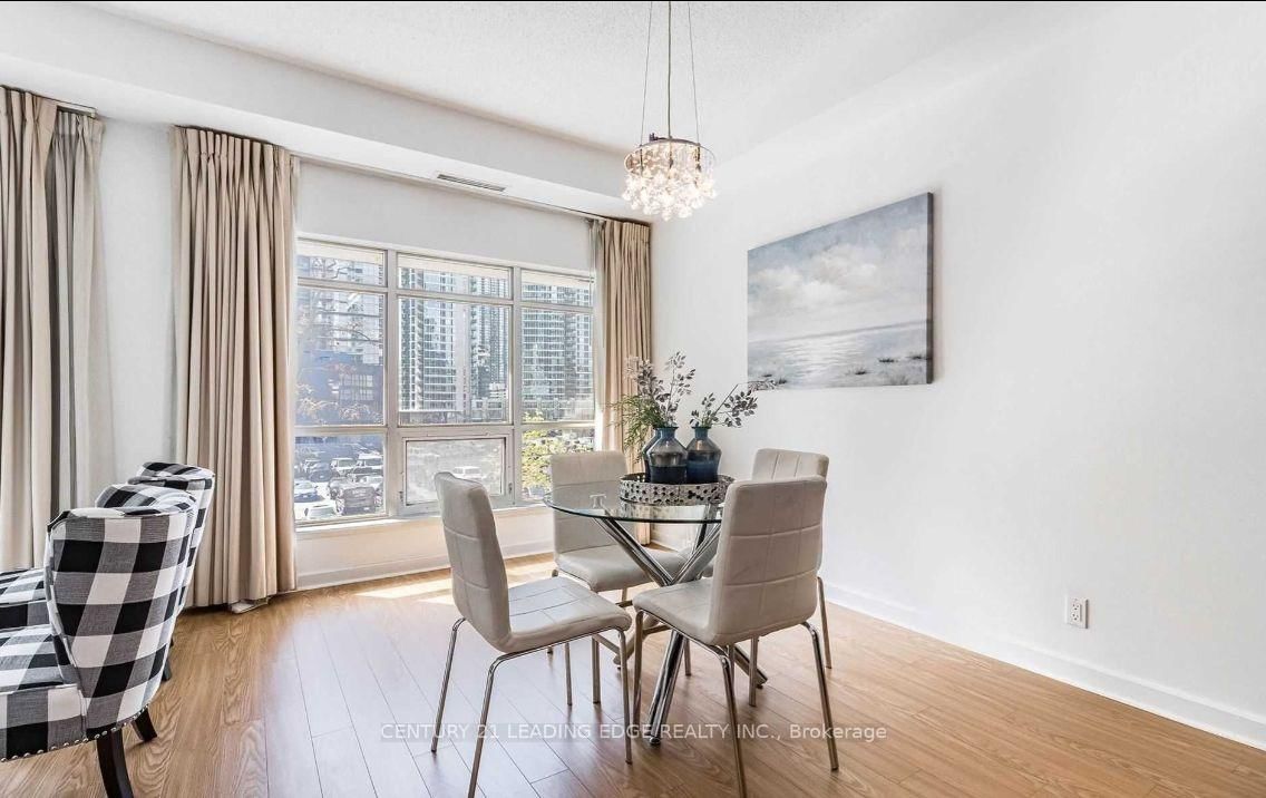 350 Wellington Street W • #203 • Toronto, ON photo 9